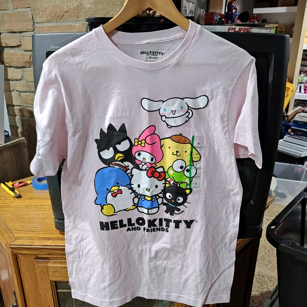 Hello Kitty and Friends Pink T-shirt Size Medium Unisex - Picture 2 of 3